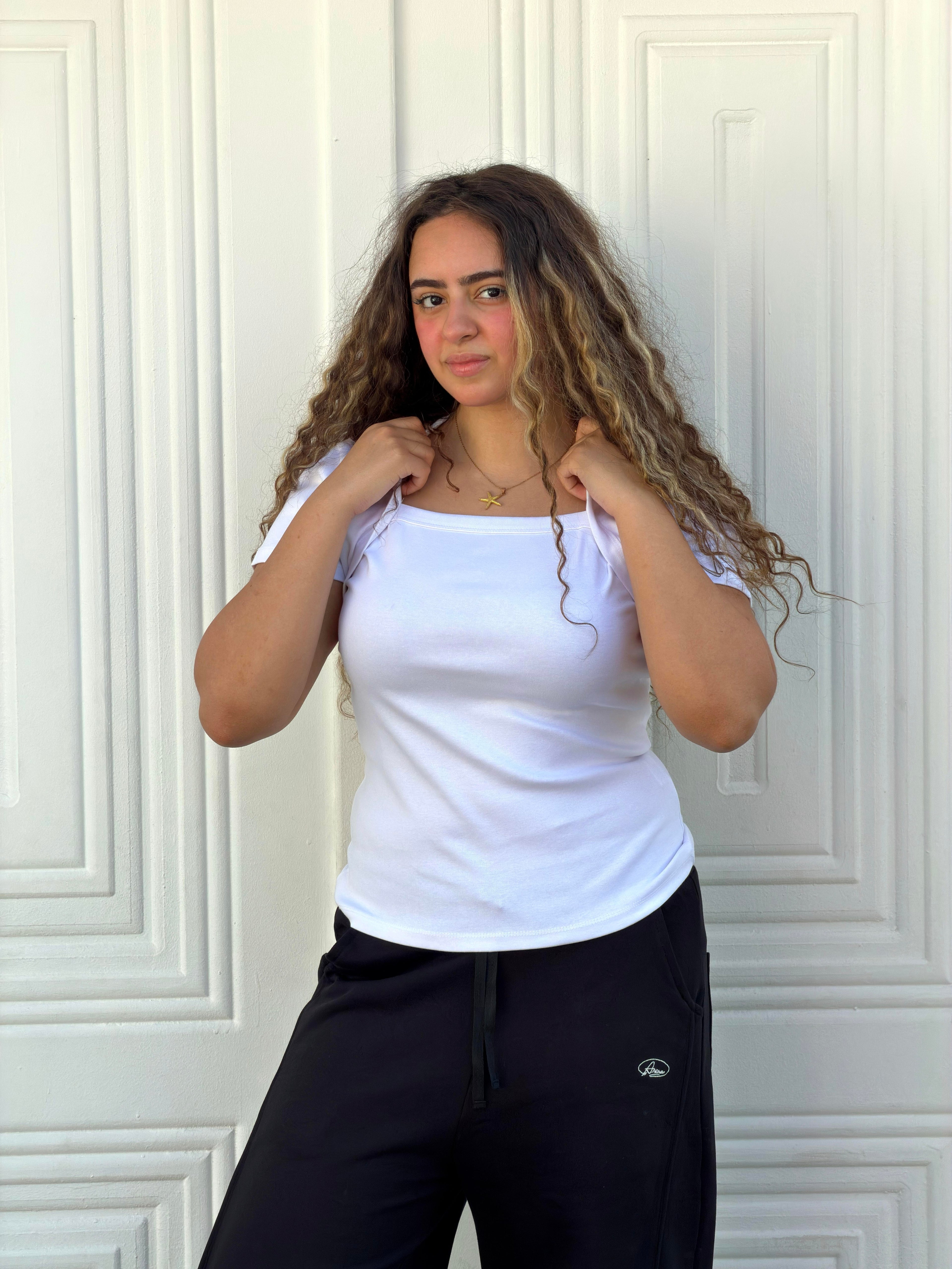 Woman Top Square Neck Short Sleeve